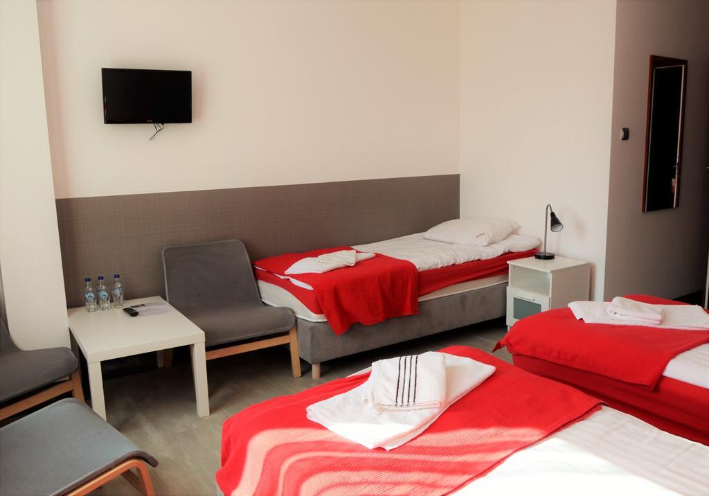 Hotel Κίελτσε Εξωτερικό φωτογραφία